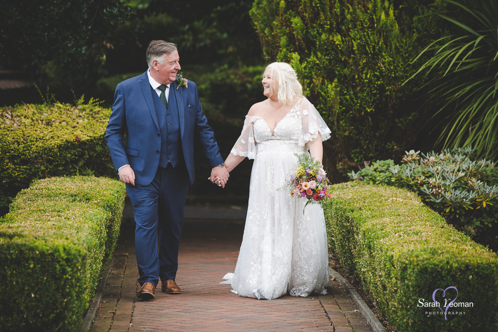 Astley Bank Wedding Photography – Linda & Vance
